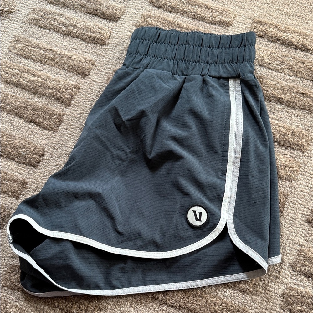 Women’s Vuori Cardiff short- Dark Gray Athletic Shorts with White Trim